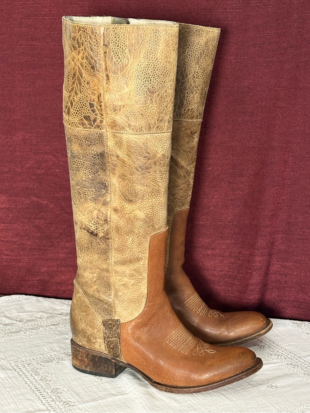 FREEBIRD by Steven Wrang 🤠 Embossed Leather Western Boots Sz 8 ✨ Boho